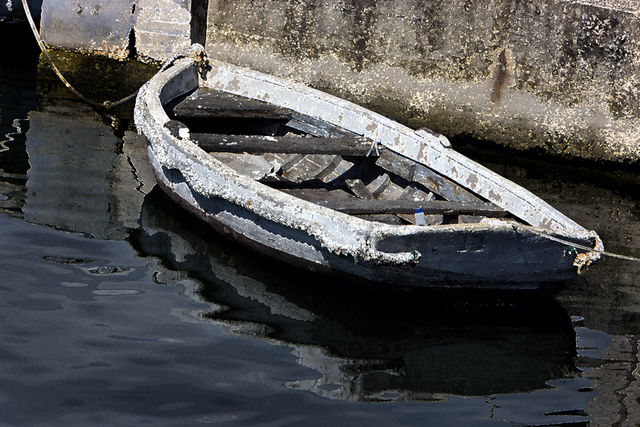Download Boat in Pula (900Wx600H)