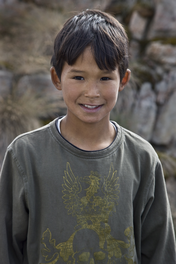 Download Boy in Illulissat (600Wx900H)