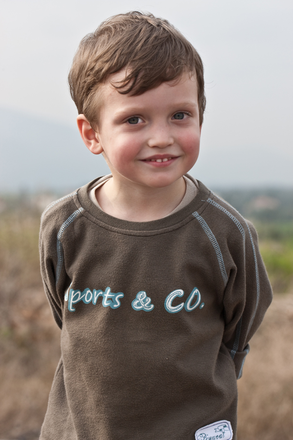 Download Boy Blue Eyes (600Wx900H)
