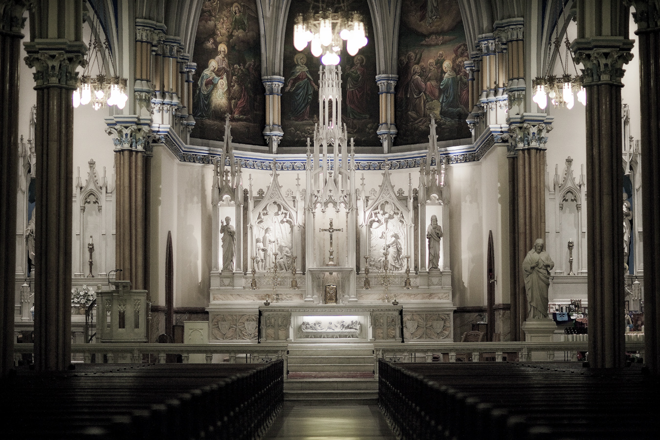 Download Church of Visitation (1350Wx900H)