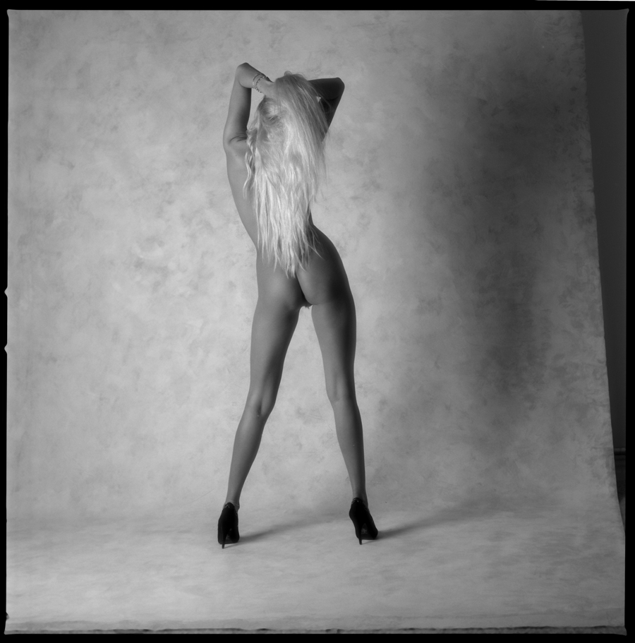 Download Dancer (900Wx911H)