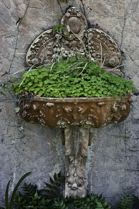 Download Green Fountain 2 (447Wx670H)