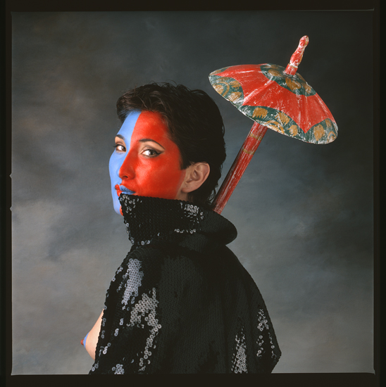 Download Marlee with Umbrella (548Wx550H)