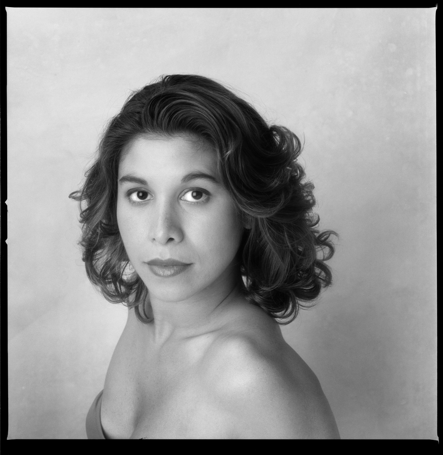 Download Michelle (877Wx900H)