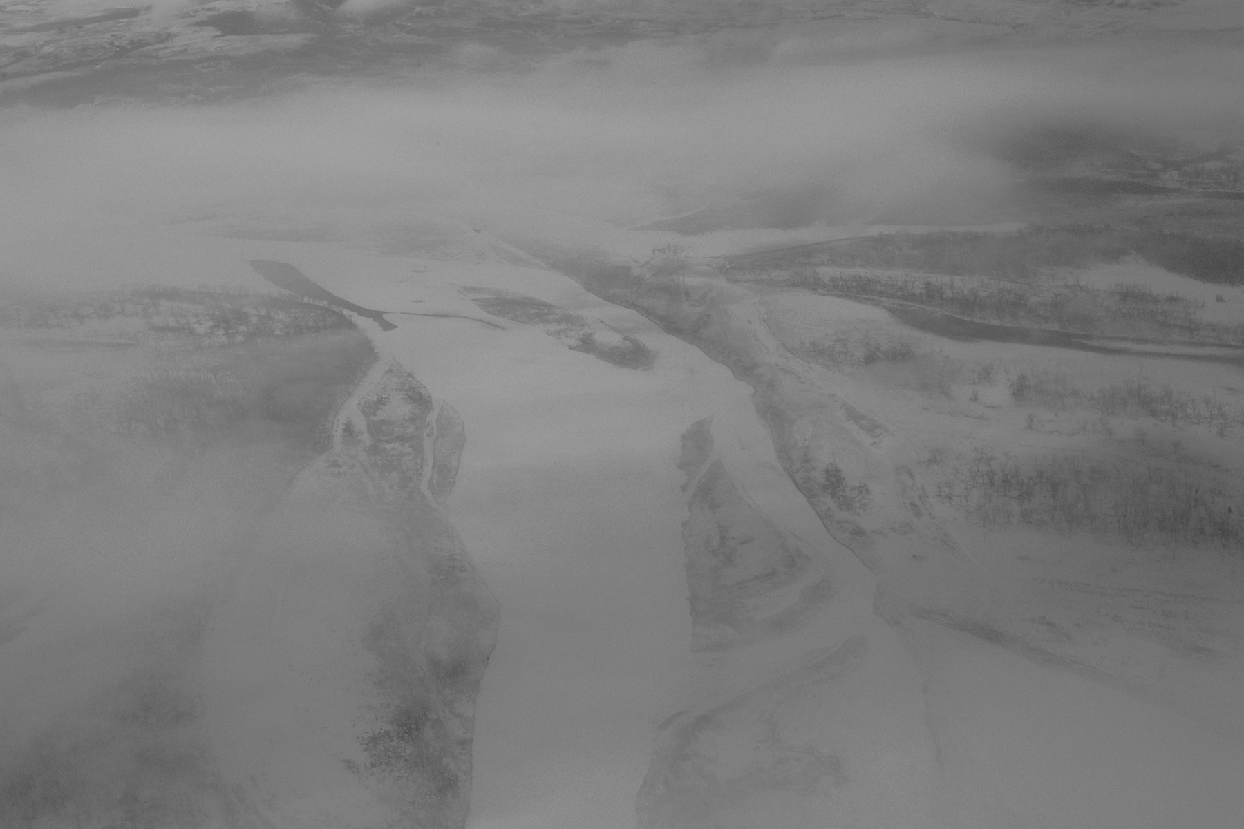 Download Snow River (2160Wx1440H)
