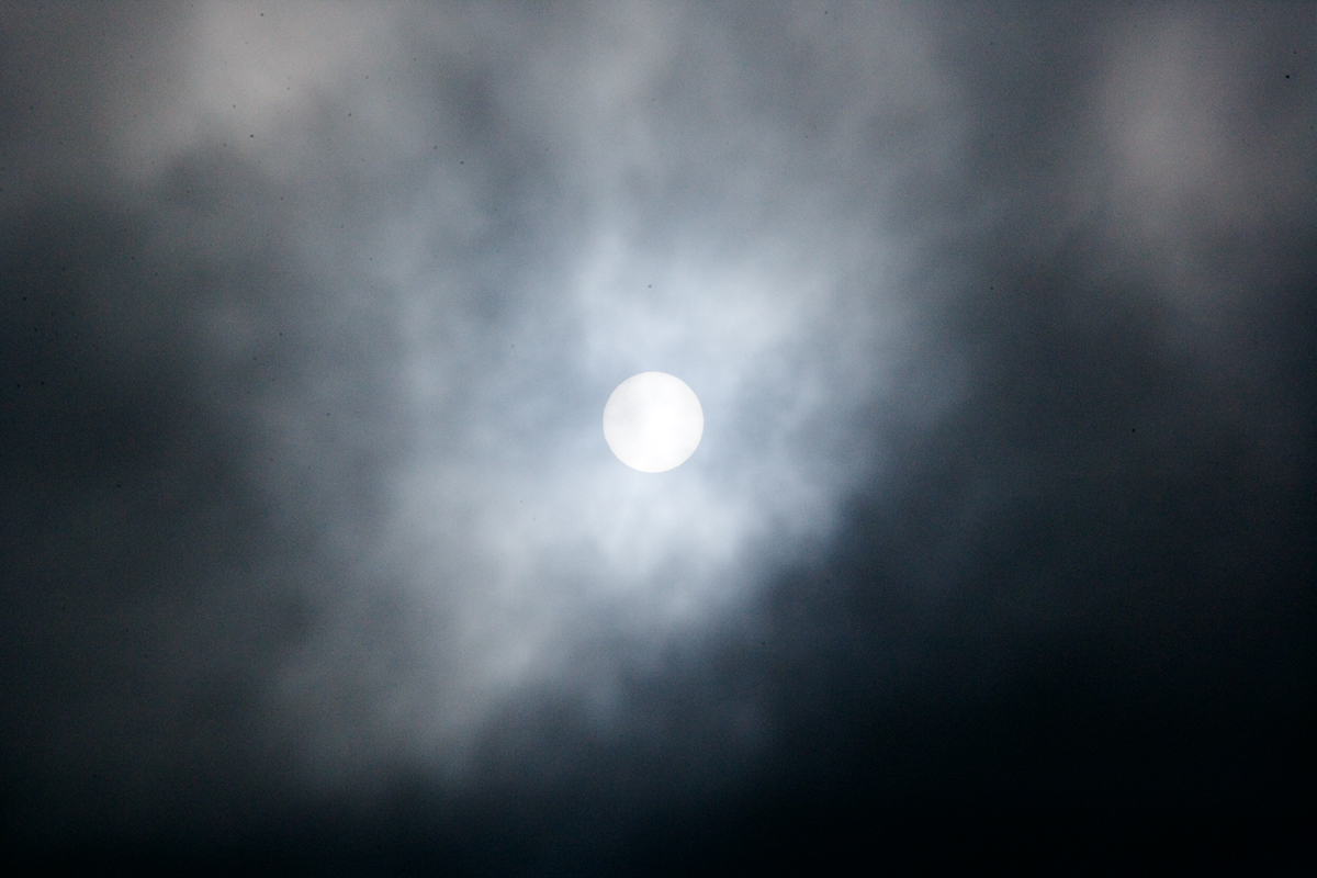 Download Sun (1200Wx800H)