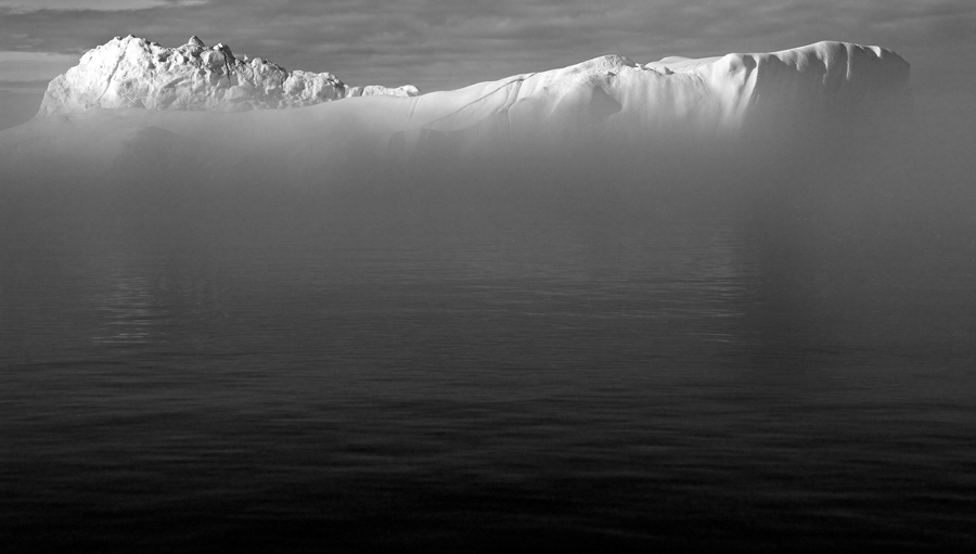 Download Superberg in Mist (900Wx511H)
